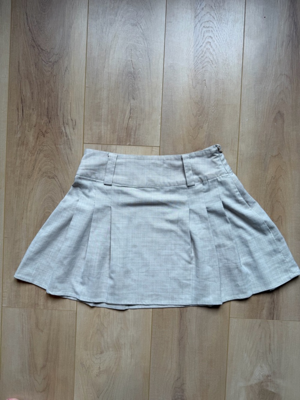 Icône by Simons Beige Pleated Mini Skirt Size Small